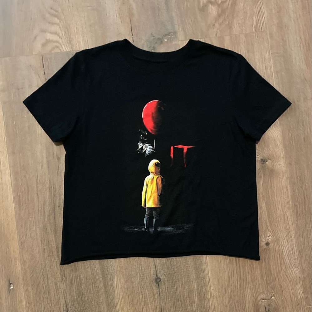 Hot Topic “IT” Child Short Sleeve Tee